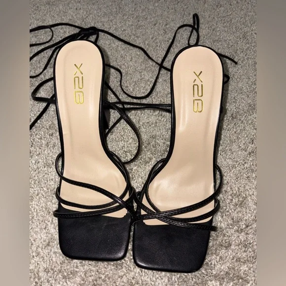 Black Lace Up Block Heels - Picture 2 of 6